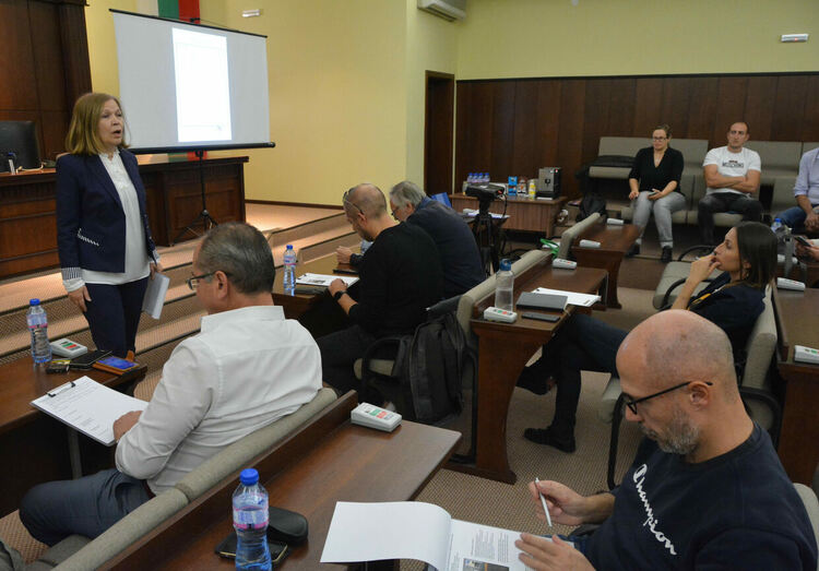 Шестима архитекти и творчески колективи представиха идеите си за прекрояването на Книжния базар в арт зона