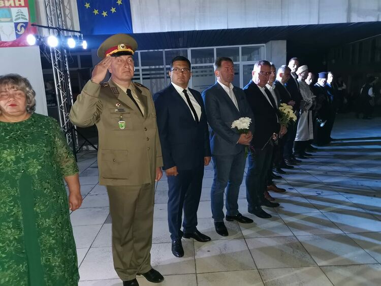 За празника на Девин редица видни жители бяха удостоени със званието „Почетен гражданин“