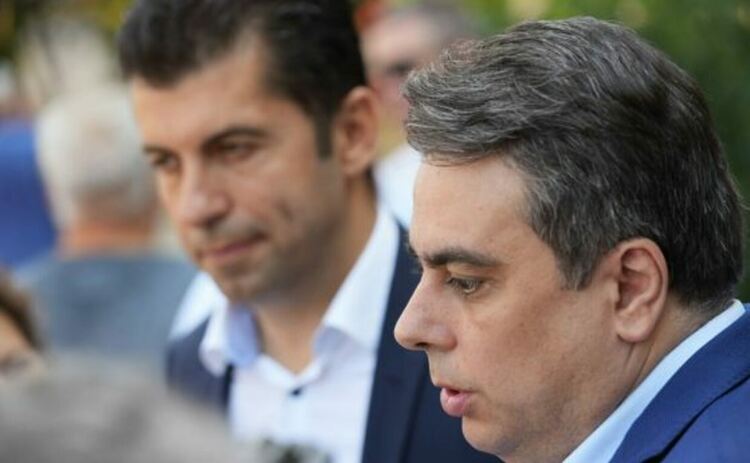 Асен Василяв: Радев надскочи правомощията си, ПП ще подкрепи даване на оръжие за Украйна