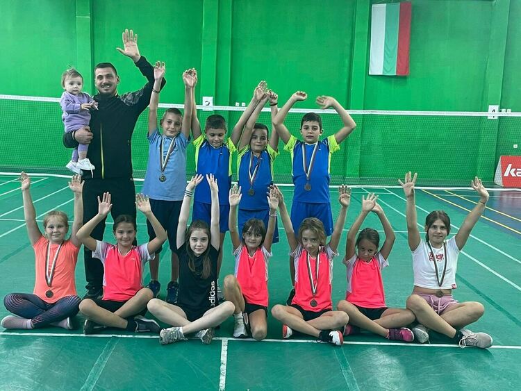 „Бронзов уикенд“ за малките състезатели на „Атлет“