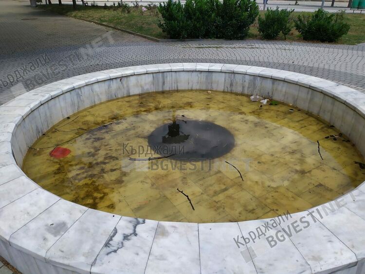 Кърджали  е обречен да има неработещи шадравани