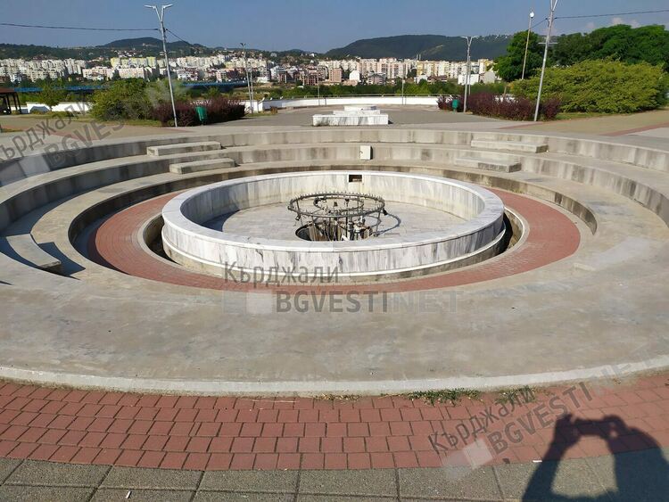 Кърджали  е обречен да има неработещи шадравани