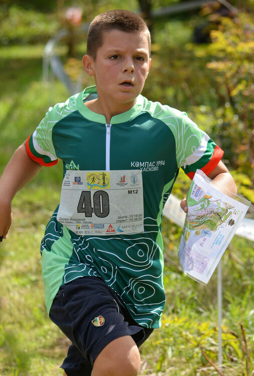 Бронзов медал за Николай Попов от държавното по нощно ориентиране