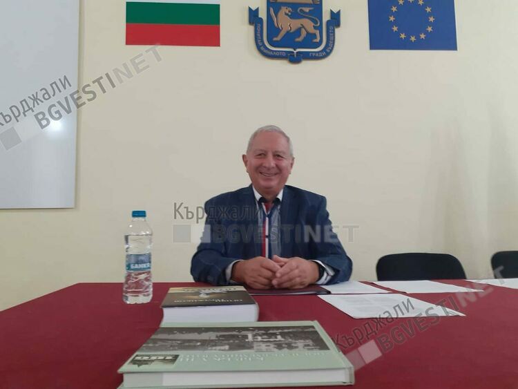 Кърджали посрещна Огнян Герджиков като стар приятел