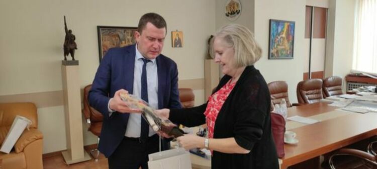 Посланика на Кралство Швеция Н. Пр. г-жа Катарина Рангнит е в Перник