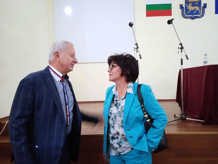 Кърджали посрещна Огнян Герджиков като стар приятел