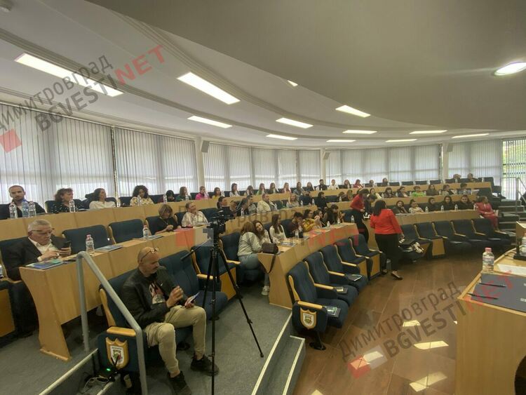 Национален архитектурен форум: „Димитровград е вдъхновяващ пример за урбанистика в учебните лекции пред чужди и български студенти”