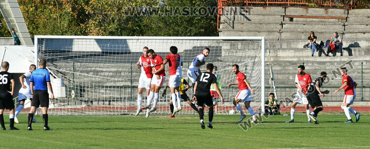 „Саяна Хасково” разби гостуващия „Сокол” с 4:1