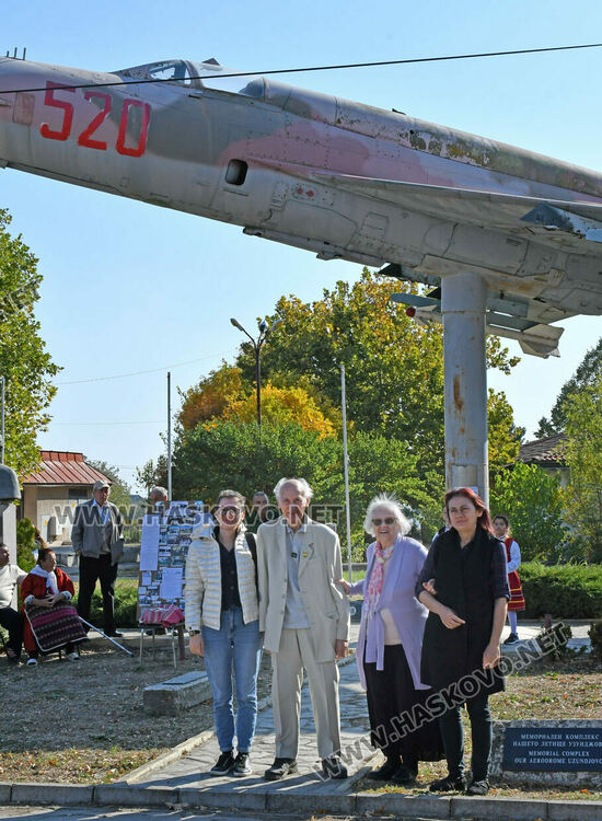 В Деня на авиацията отбелязаха 10 г. от Самолетния мемориален комплекс в Узунджово