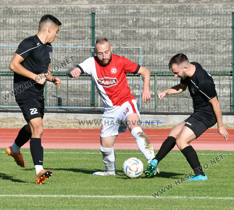 „Саяна Хасково” разби гостуващия „Сокол” с 4:1