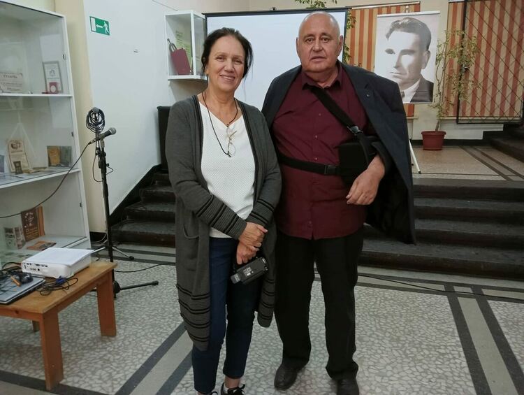 Проф. Златимир Коларов е носителят на литературната награда на името на акад. Караславов