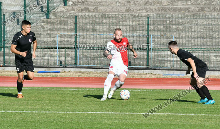 „Саяна Хасково” разби гостуващия „Сокол” с 4:1