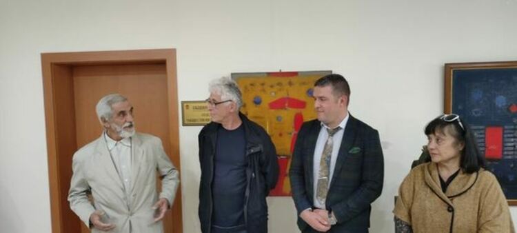 Четирима пернишки творци подредиха изложба в галерия „При кмета“ по повод Деня на град Перник