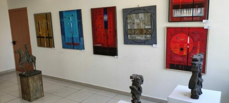 Четирима пернишки творци подредиха изложба в галерия „При кмета“ по повод Деня на град Перник