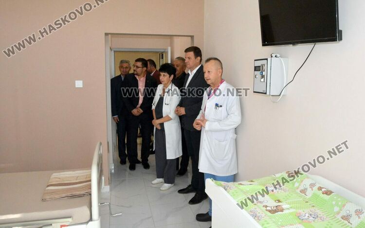 950 бебета до края на годината очакват в обновения АГ сектор на МБАЛ -Хасково