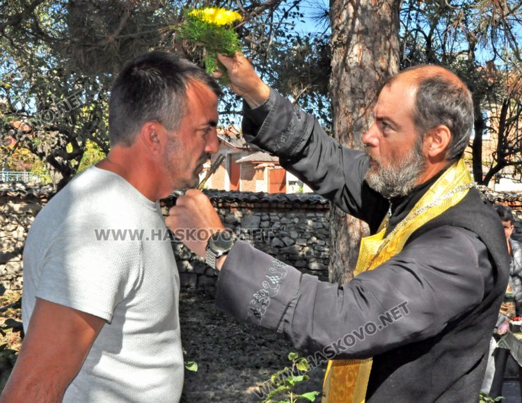 Позлатяват купола в конушенската църква „Св.Йоан Рилски“