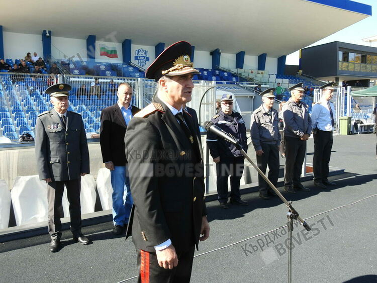 Над 100 огнеборци  се включиха в надпреварата за Купата на Българската федерация по пожароприложен спорт в Кърджали