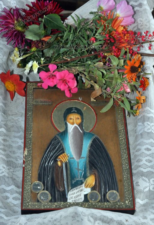 Позлатяват купола в конушенската църква „Св.Йоан Рилски“