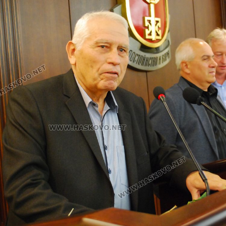 Д-р Делчо Каравасилев