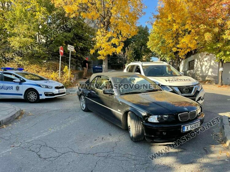 БМВ не спря на „Стоп“ и се заби в Нисан до старата баня