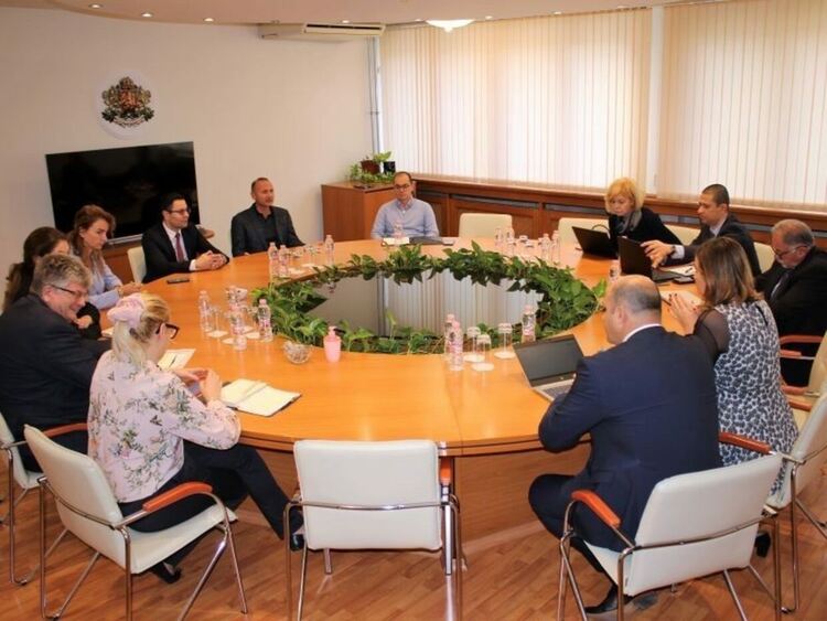 Министрите на енергетиката и иновациите обсъдиха потенциално нов инструмент чрез ББР за енергетиката