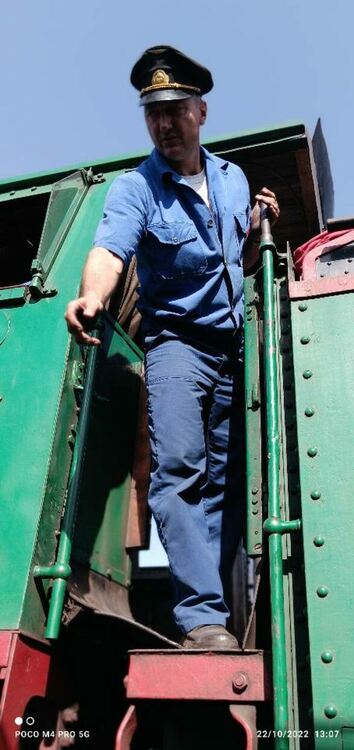 Легендарният парен локомотив "Баба Меца" днес пристигна на гара Кърджали