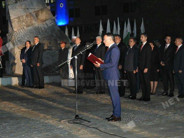 Президентът Радев пред кърджалийци: Уникална е силата на Кърджалийския край!
