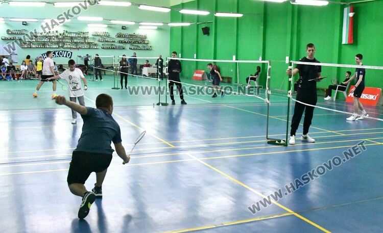 В Хасково стартира Държавното по бадминтон до 15 г, Даниел Николов е на полуфинал в Прага