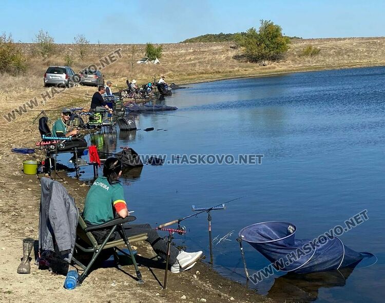Първият турнир по спортен риболов на язовира край с.Светлина събра въдичари от три области