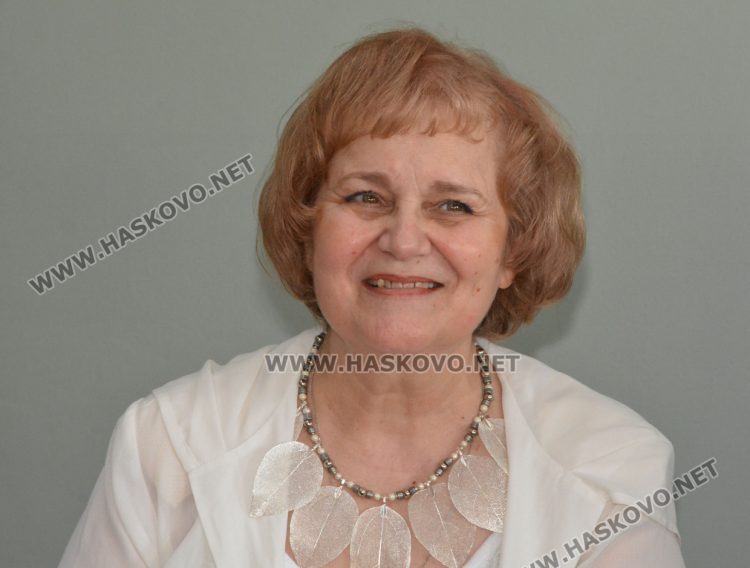 Елка Няголова представи „Парапет за душата“, обявена за най-добра поетична книга