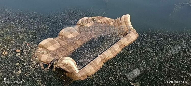 Преди в Арда са плували салове, сега я прекосяват дивани