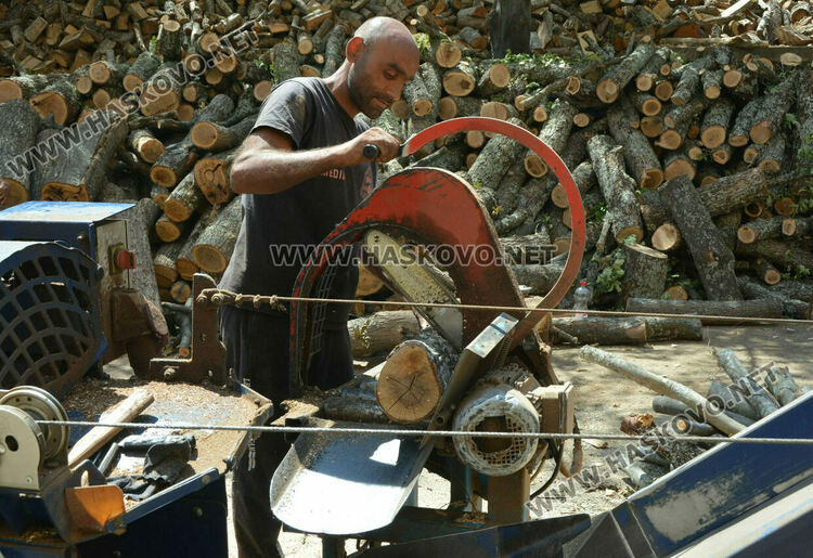 Откази на помощи за отопление заради надвишен доход и за ученици, били по-големи