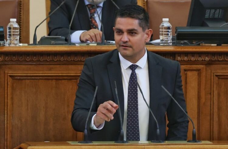 Обажданията: Президентството на ДПС, ДПС на Радостин Василев, обяви самият той