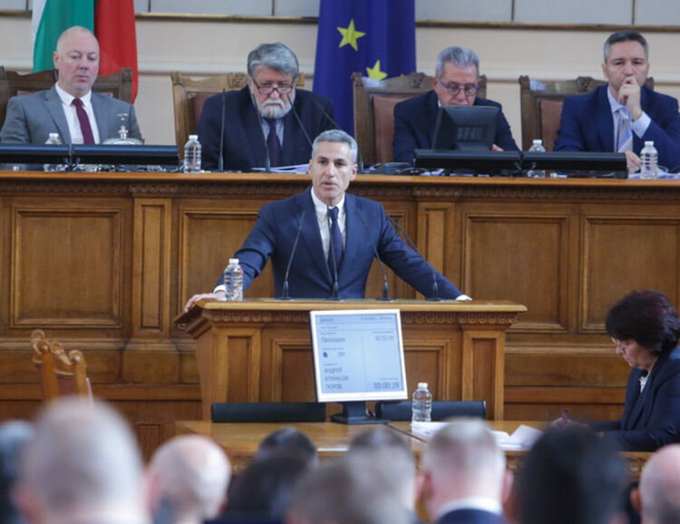 Депутатите се скараха за спортната комисия