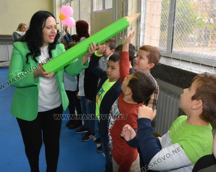 Рицари на знанието попълниха редиците в ОУ“Христо Смирненски“