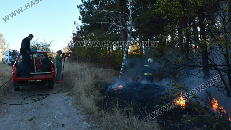 Пожар избухна в горичката до хасковския ТЕЦ