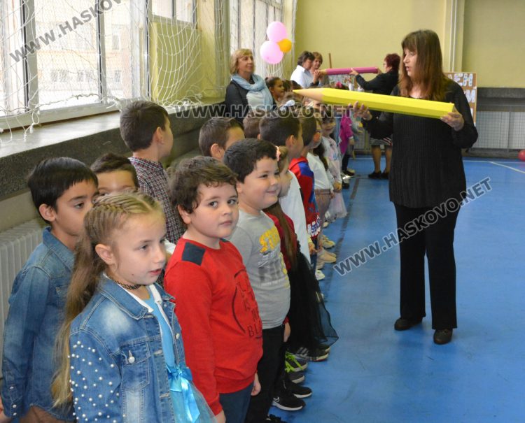 Рицари на знанието попълниха редиците в ОУ“Христо Смирненски“