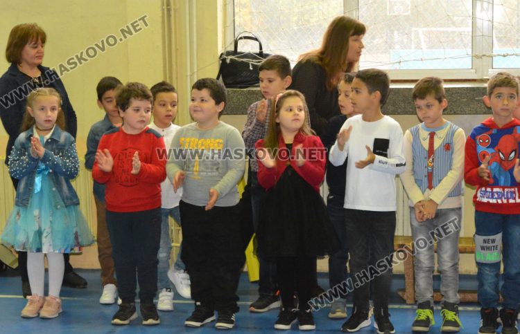 Рицари на знанието попълниха редиците в ОУ“Христо Смирненски“