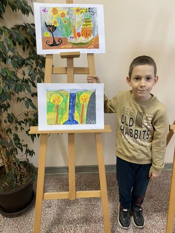 Хлапета подредиха изложба "Златна есен"