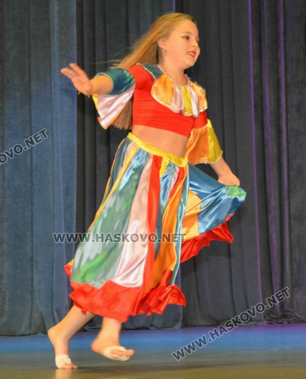 300 млади таланти в двудневния Арт фестивал „Фантазия“ в Хасково