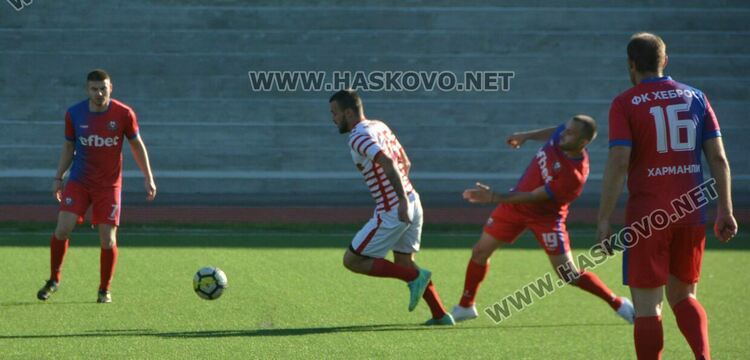 Прекратиха мач от Областната група заради спречкване в Хасково