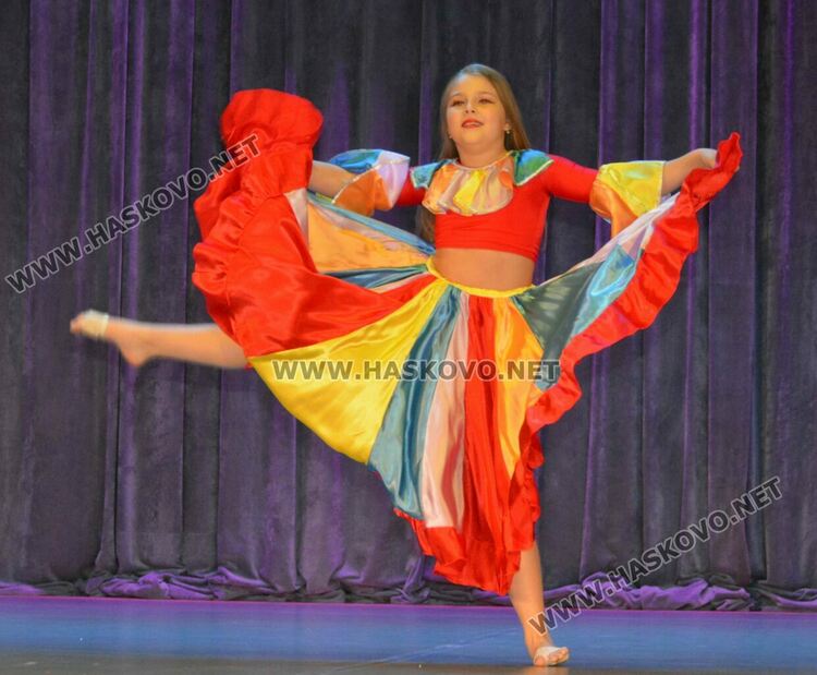 300 млади таланти в двудневния Арт фестивал „Фантазия“ в Хасково