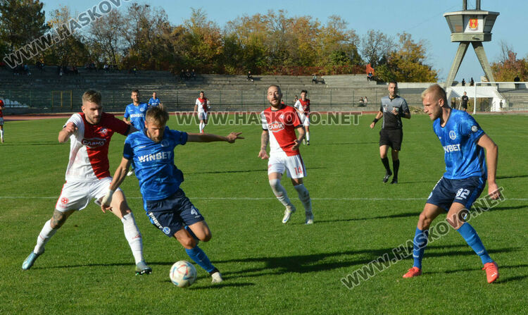 „Саяна Хасково“ изпусна „Черноморец“