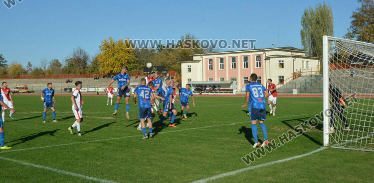 „Саяна Хасково“ изпусна „Черноморец“