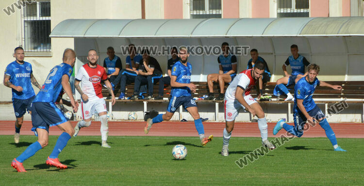 „Саяна Хасково“ изпусна „Черноморец“