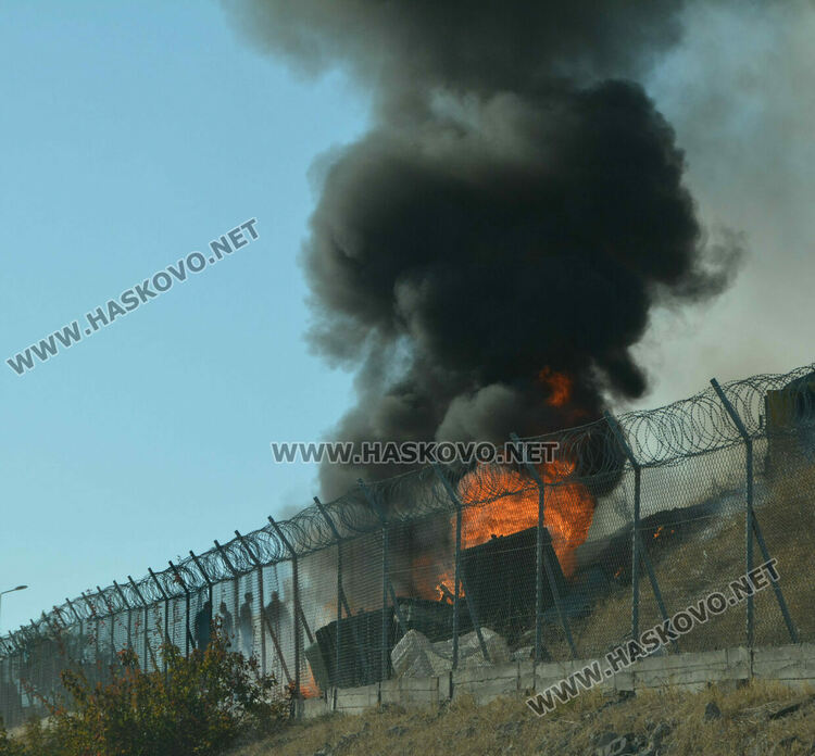Пламна сметището край Гарваново