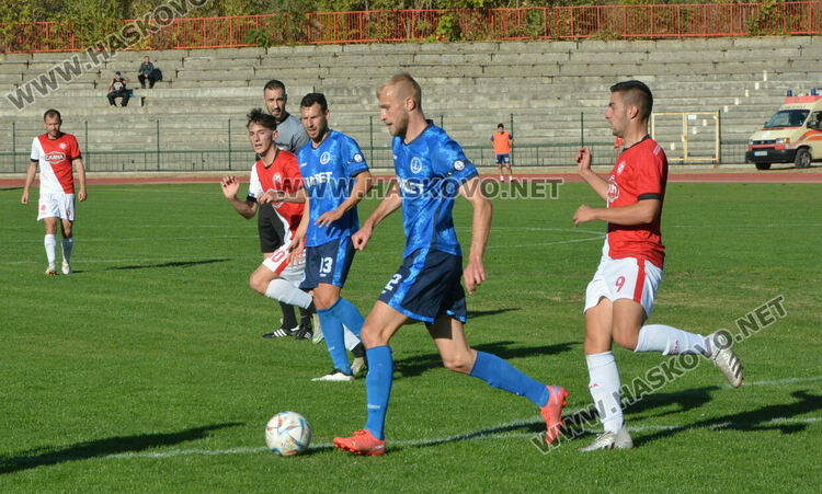 „Саяна Хасково“ изпусна „Черноморец“