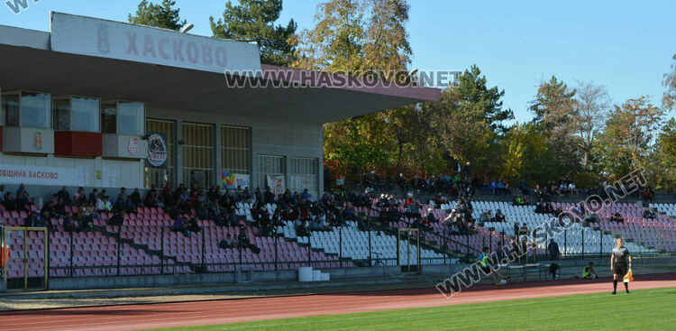 „Саяна Хасково“ изпусна „Черноморец“