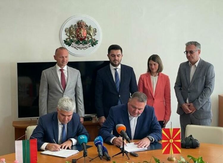 Газопреносните оператори на България и Северна Македония подписаха споразумение за междусистемно свързване