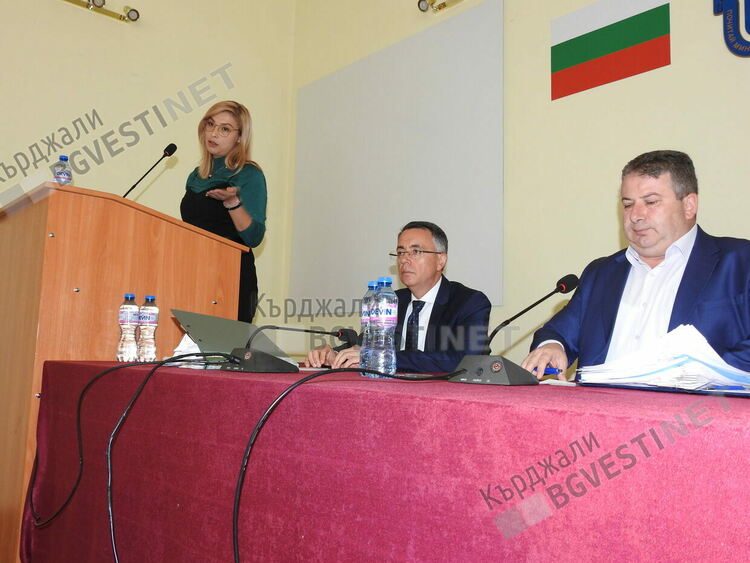 Точката за прекрояване на Синята зона в Кърджали не мина на сесия на местния парламент